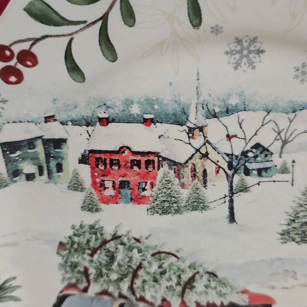 Set of 4 Better Homes and Garden Festive Holiday Plates - Picture 8 of 16